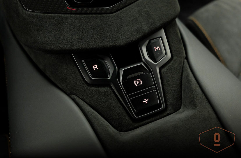 Foto do veículo LAMBORGHINI AVENTADOR ULTIMAE 2022 116 KM 9.200.000,00