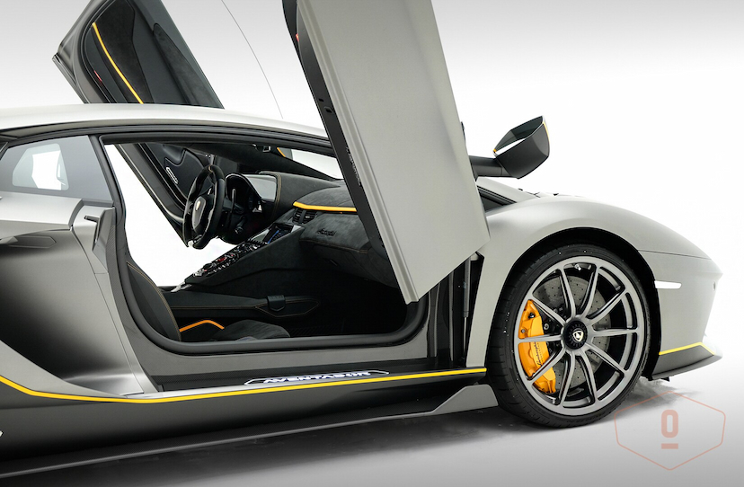 Foto do veículo LAMBORGHINI AVENTADOR ULTIMAE 2022 116 KM 9.200.000,00