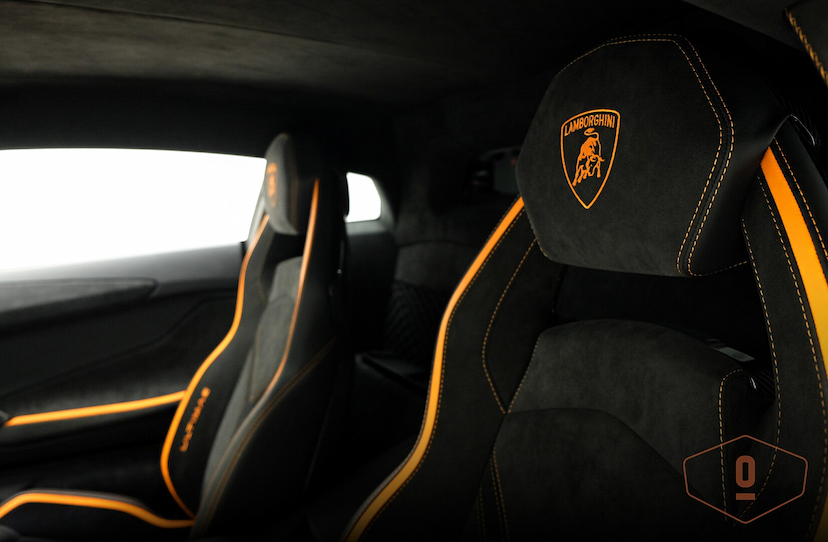 Foto do veículo LAMBORGHINI AVENTADOR ULTIMAE 2022 116 KM 9.200.000,00