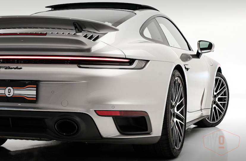 Foto do veículo PORSCHE 911 TURBO 2023 5.731 KM 1.200.000,00