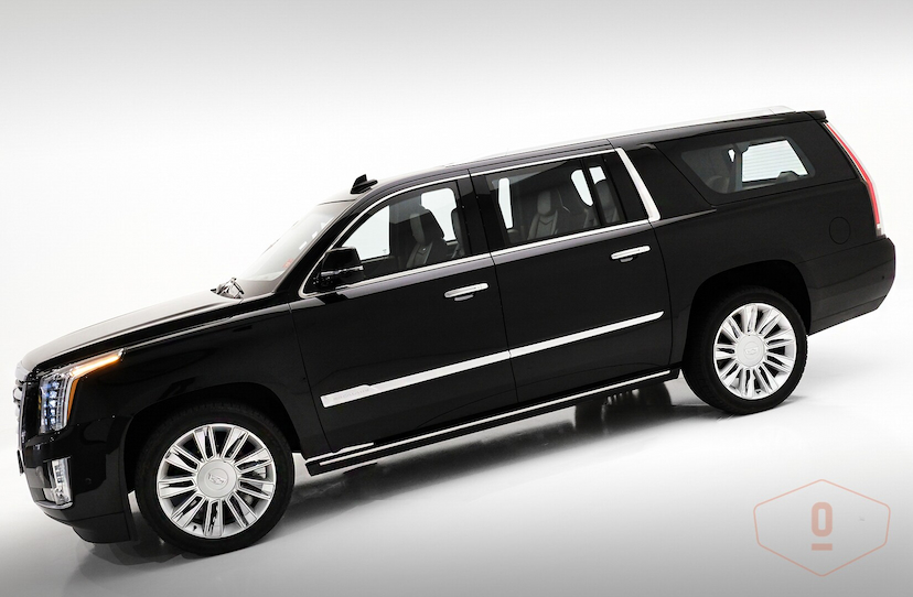 Foto do veículo CADILLAC ESCALADE ESV 4X4 PLATINUM 7L 2018 31 KM 870.000,00