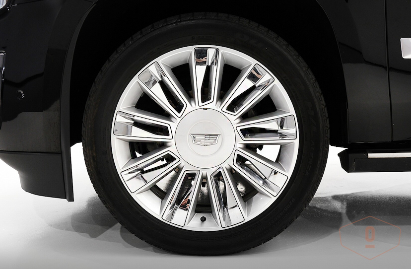 Foto do veículo CADILLAC ESCALADE ESV 4X4 PLATINUM 7L 2018 31 KM 870.000,00