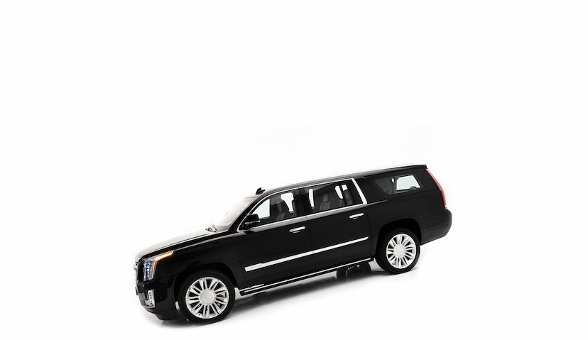 Foto do veículo CADILLAC ESCALADE ESV 4X4 PLATINUM 7L 2018 31 KM 870.000,00