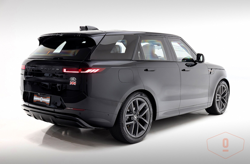 Foto do veículo LAND ROVER RANGE ROVER SPORT D350 HSED 2023 21 KM 990.000,00