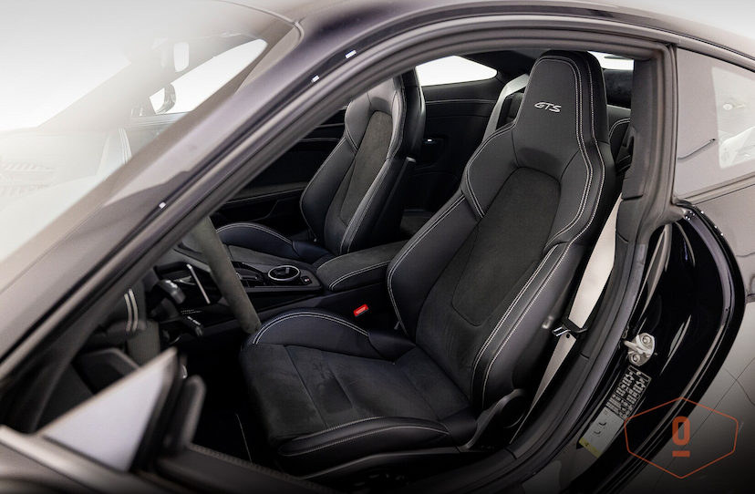 Foto do veículo PORSCHE 911 CARRERA 4 GTS 2024 4.027 KM 1.150.000,00