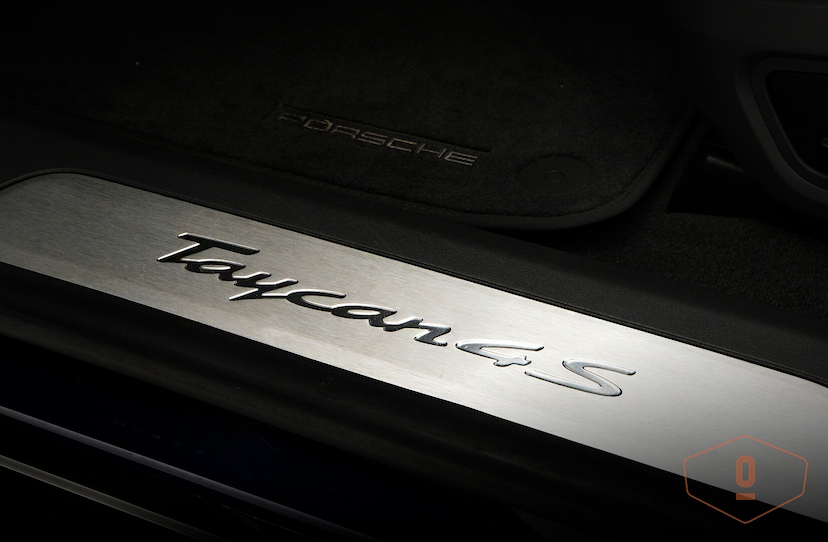 Foto do veículo PORSCHE TAYCAN 4 S 2021 7 KM 480.000,00