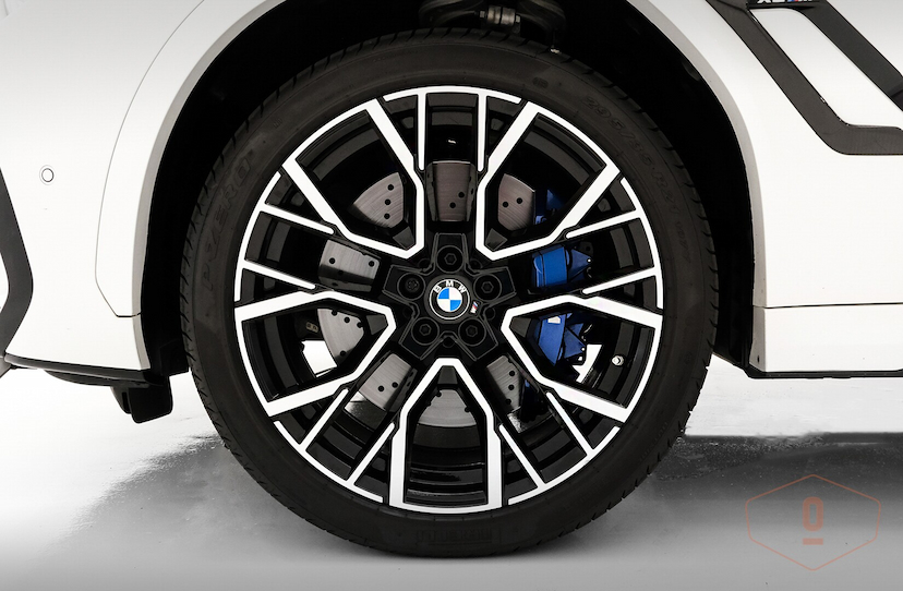 Foto do veículo BMW X6 M 2021 19 KM 720.000,00