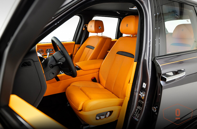 Foto do veículo ROLLS-ROYCE CULLINAN BLACK BADGE 2023 1 KM 7.200.000,00