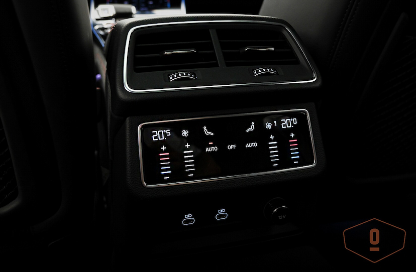 Foto do veículo AUDI RS6 AVANT 2023 12 KM 1.150.000,00