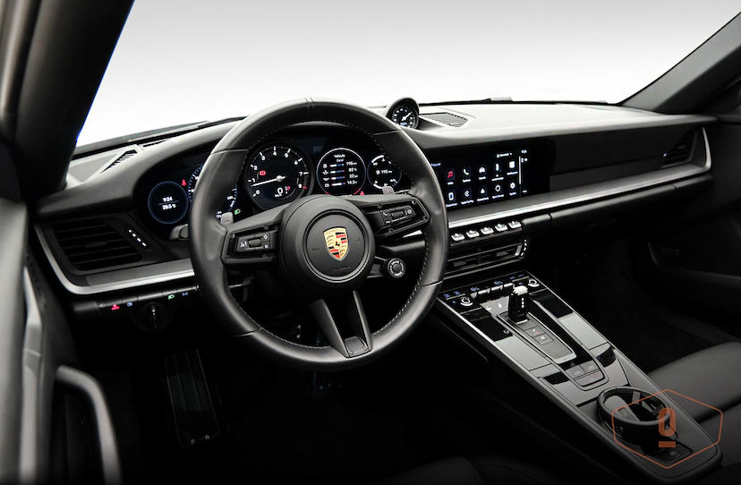 Foto do veículo PORSCHE 911 CARRERA CABRIOLET 2022 2 KM 970.000,00