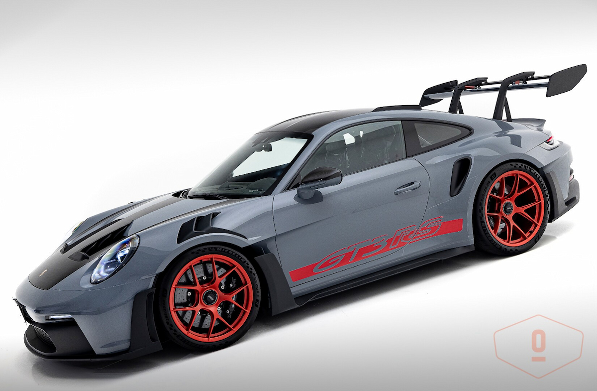 Foto do veículo PORSCHE 911 GT3 RS 2023/2023 10 KM R$ 3.000.000,00