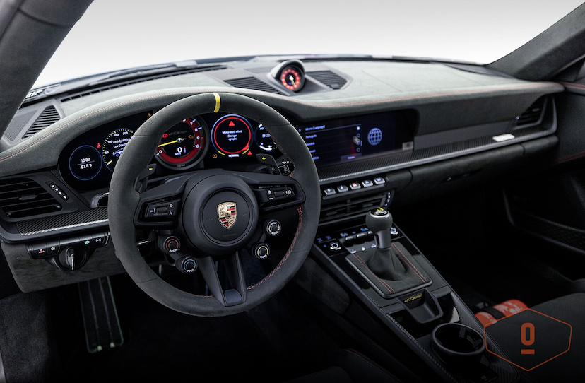 Foto do veículo PORSCHE 911 GT3 RS 2023 10 KM 3.000.000,00