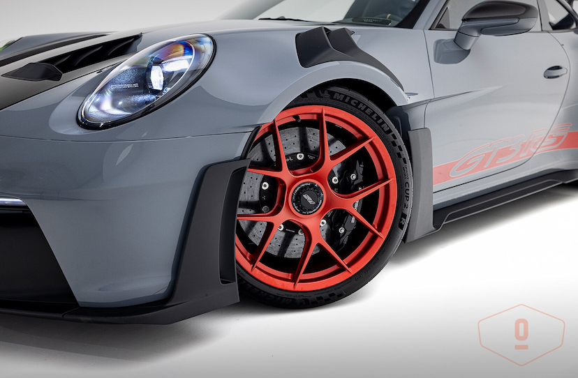 Foto do veículo PORSCHE 911 GT3 RS 2023 10 KM 3.000.000,00