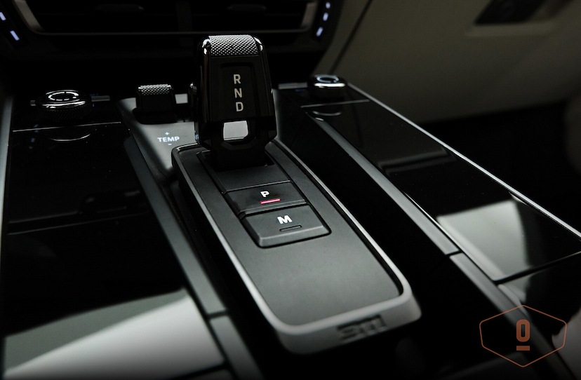 Foto do veículo PORSCHE 911 TURBO 2024 2.724 KM 1.550.000,00