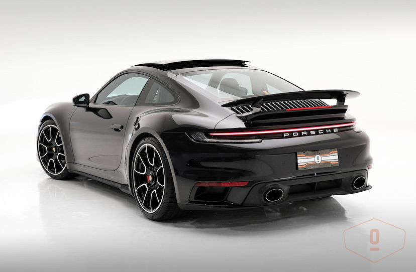 Foto do veículo PORSCHE 911 TURBO 2024 2.724 KM 1.550.000,00