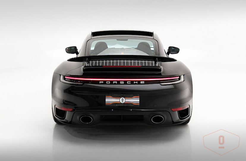 Foto do veículo PORSCHE 911 TURBO 2024 2.724 KM 1.550.000,00