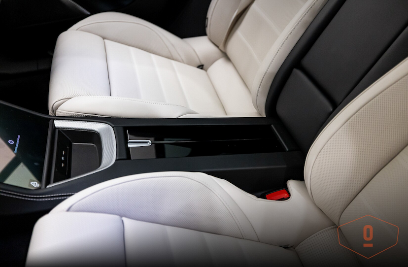 Foto do veículo PORSCHE PANAMERA 4S E-HYBRID  0 KM 1.350.000,00
