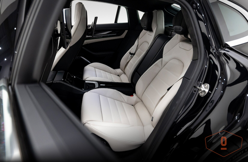 Foto do veículo PORSCHE PANAMERA 4S E-HYBRID  0 KM 1.350.000,00