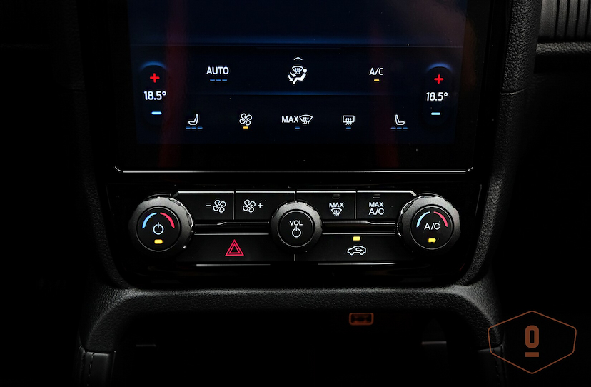Foto do veículo FORD RANGER RAPTOR CD  65 KM 535.000,00