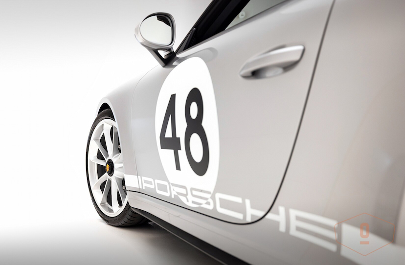 Foto do veículo PORSCHE 911 SPEEDSTER MANUAL 2019 6.032 KM 3.990.000,00