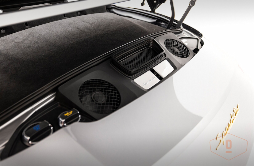 Foto do veículo PORSCHE 911 SPEEDSTER MANUAL 2019 6.032 KM 3.990.000,00