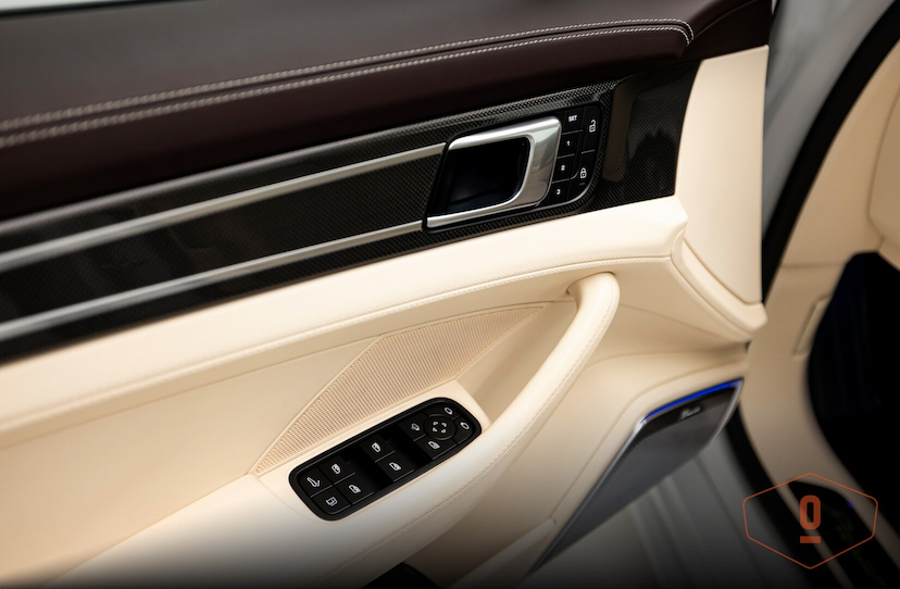 Foto do veículo PORSCHE PANAMERA TURBO S E-HYBRID  2023 11 KM 950.000,00