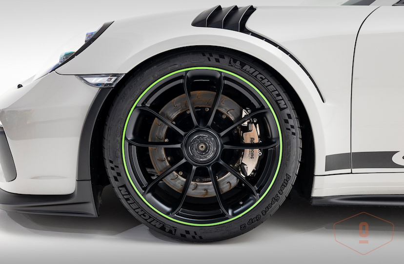 Foto do veículo PORSCHE 911 GT3 RS 2019 11 KM 2.490.000,00