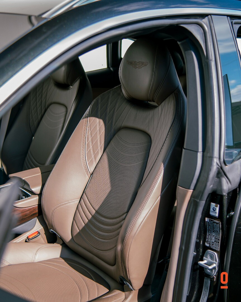 Foto do veículo ASTON MARTIN DBX   2022 3.514 KM 1.990.000,00
