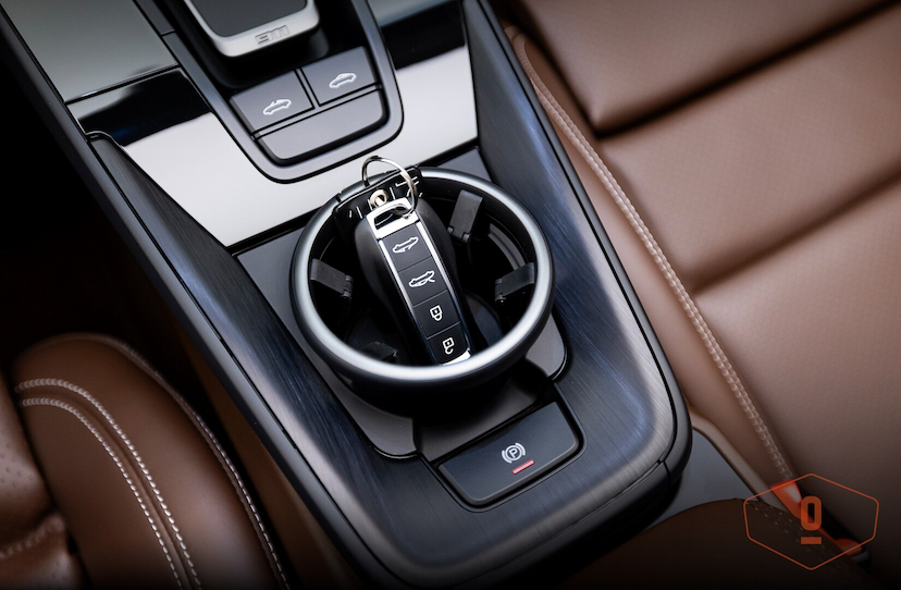 Foto do veículo PORSCHE 911 TARGA 4 GTS 2024 2.976 KM 1.300.000,00