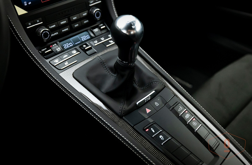 Foto do veículo PORSCHE 718 CAYMAN GTS MANUAL 2024 7.194 KM 790.000,00