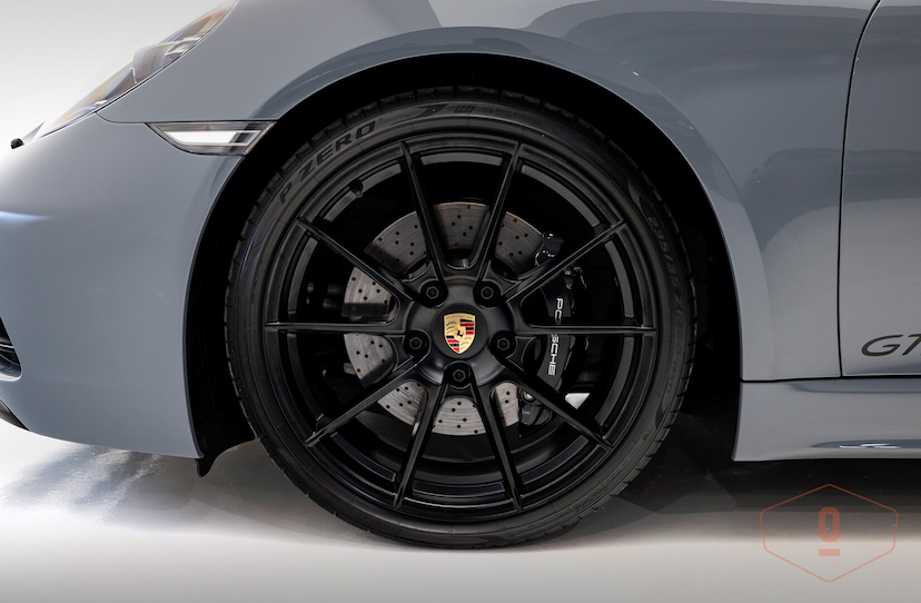 Foto do veículo PORSCHE 718 CAYMAN GTS MANUAL 2024 7.194 KM 790.000,00
