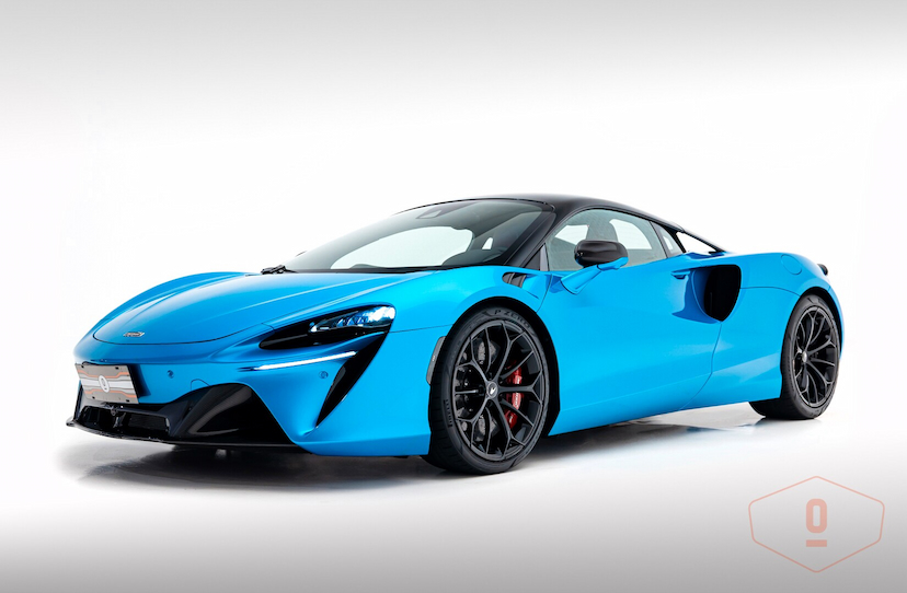 Foto do veículo MCLAREN ARTURA   2023 2.955 KM 2.400.000,00