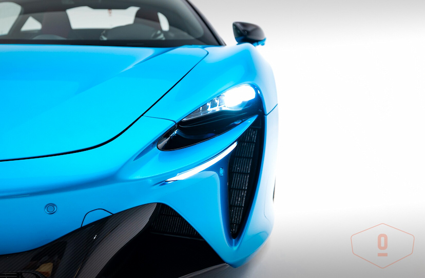 Foto do veículo MCLAREN ARTURA   2023 2.955 KM 2.400.000,00