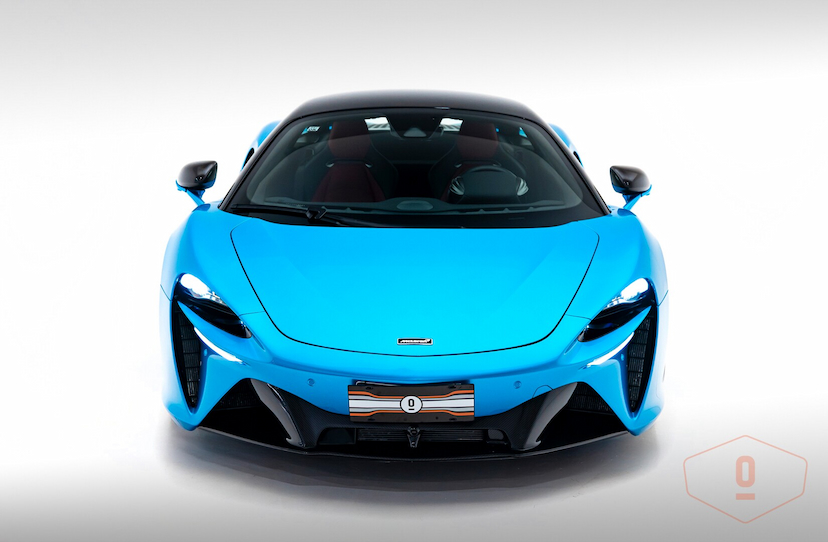 Foto do veículo MCLAREN ARTURA   2023 2.955 KM 2.400.000,00