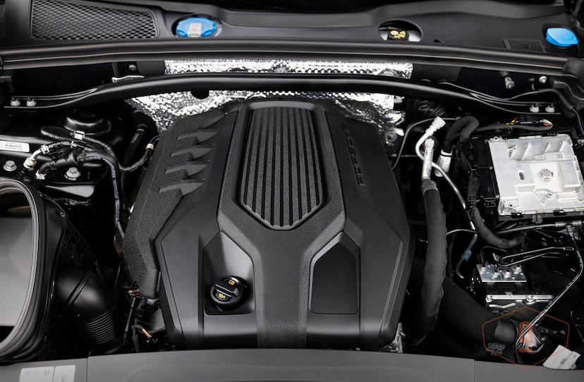 Foto do veículo PORSCHE MACAN   2024 3.143 KM 550.000,00