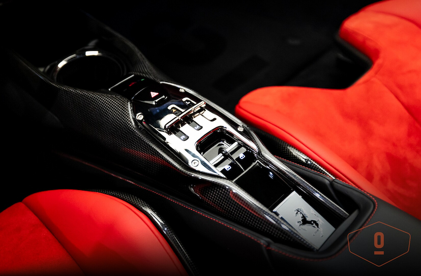 Foto do veículo FERRARI SF90 STRADALE 2023 1.004 KM 4.700.000,00