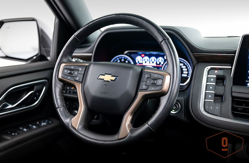Foto do veículo CHEVROLET SUBURBAN HIGH COUNTRY 7L 2021 12.099 KM 950.000,00