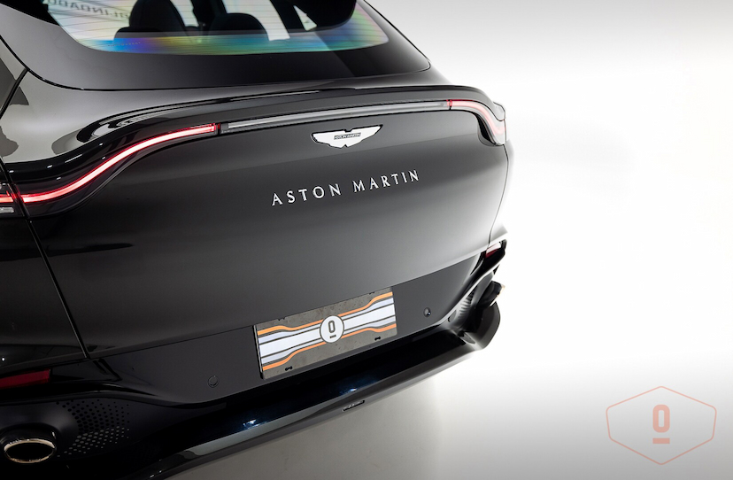 Foto do veículo ASTON MARTIN DBX   2022 3.514 KM 1.990.000,00