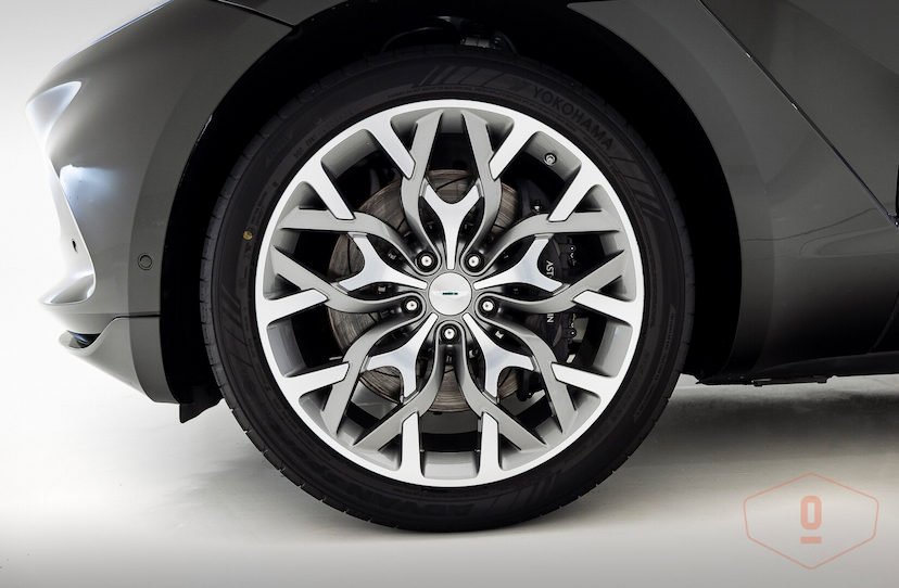 Foto do veículo ASTON MARTIN DBX   2022 3.514 KM 1.990.000,00
