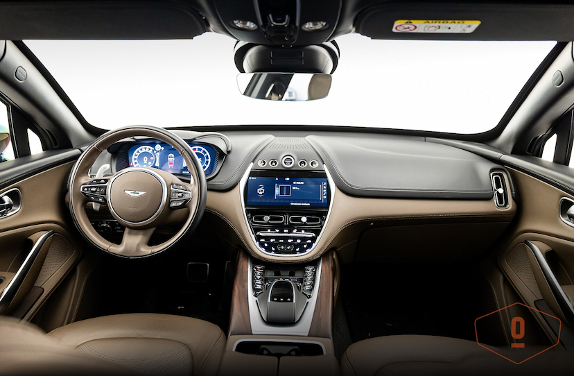 Foto do veículo ASTON MARTIN DBX   2022 3.514 KM 1.990.000,00