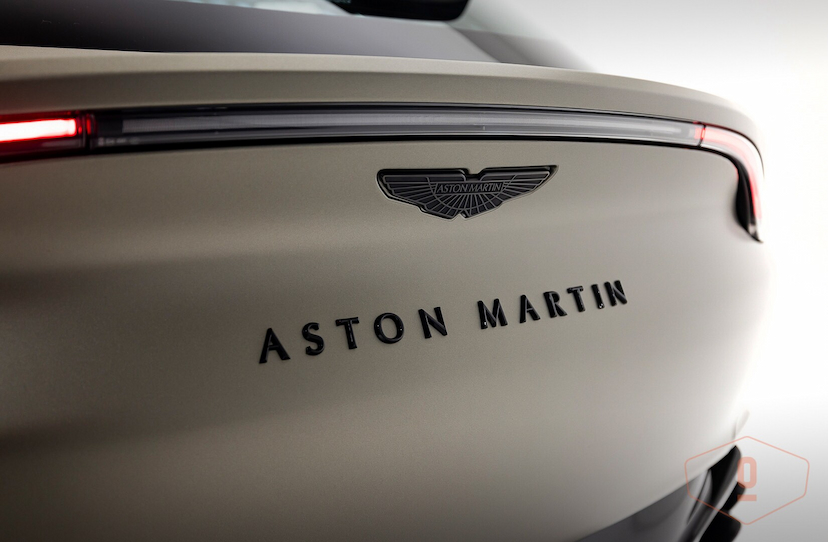 Foto do veículo ASTON MARTIN DBX707   2023 3.025 KM 2.390.000,00