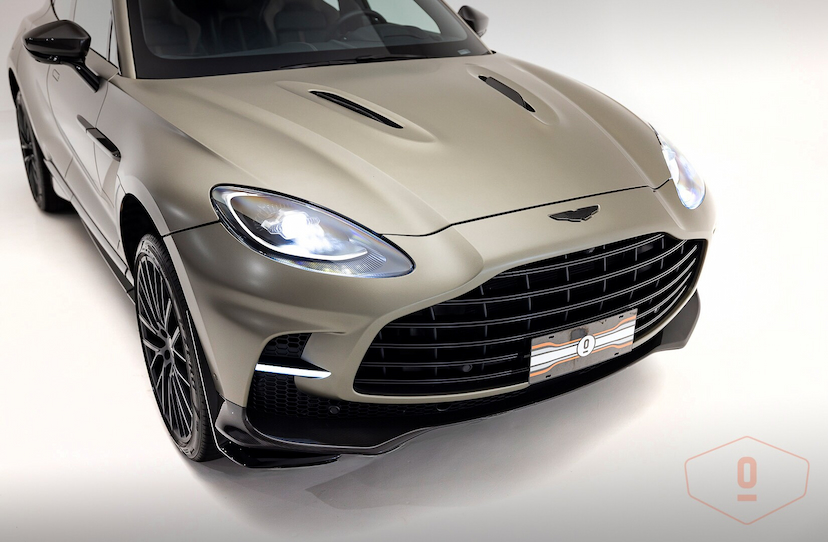 Foto do veículo ASTON MARTIN DBX707   2023 3.025 KM 2.390.000,00