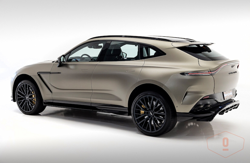 Foto do veículo ASTON MARTIN DBX707   2023 3.025 KM 2.390.000,00