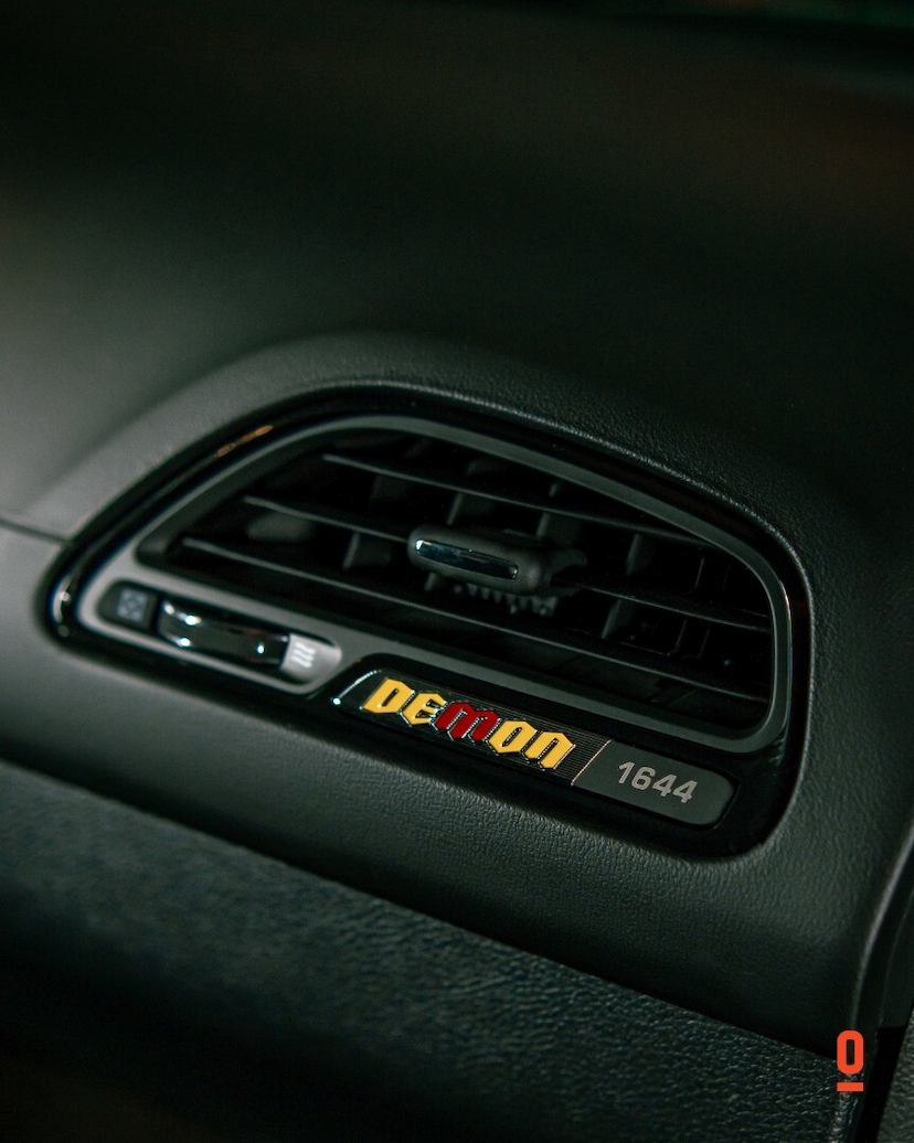 Foto do veículo DODGE CHALLENGER SRT DEMON 170 2023 286 KM 2.190.000,00