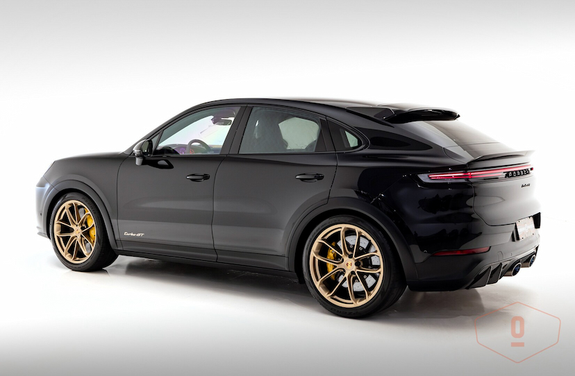 Foto do veículo PORSCHE CAYENNE TURBO GT 2024 12.835 KM 1.390.000,00