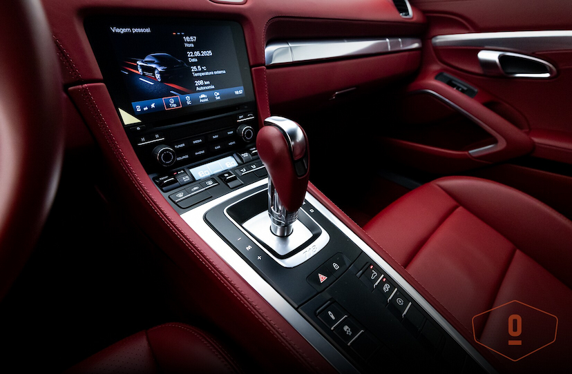 Foto do veículo PORSCHE 718 CAYMAN  2.569 KM 570.000,00
