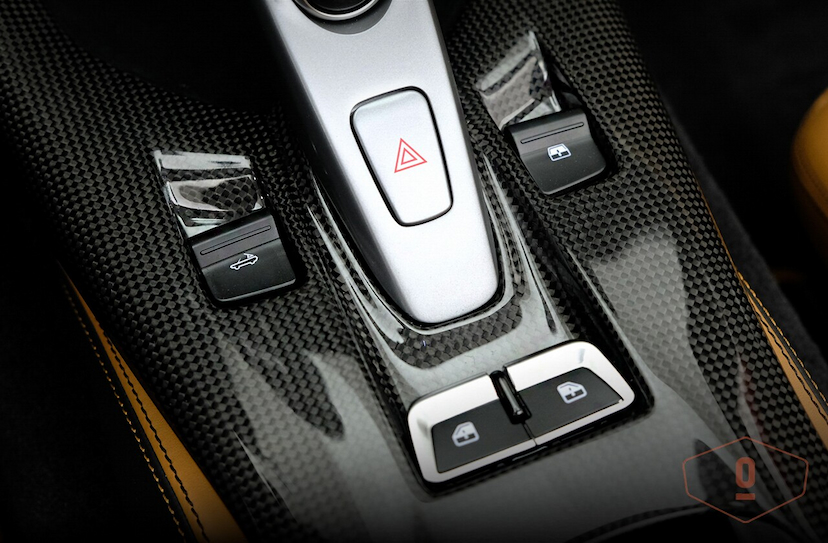 Foto do veículo FERRARI 812 GTS GTS 2023 505 KM 6.300.000,00