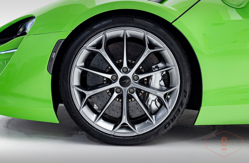 Foto do veículo MCLAREN ARTURA SPIDER 2025 1 KM 2.990.000,00