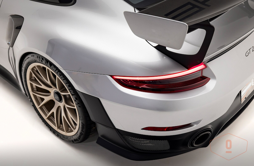 Foto do veículo PORSCHE 911 GT2 RS 2018 15.936 KM 3.900.000,00