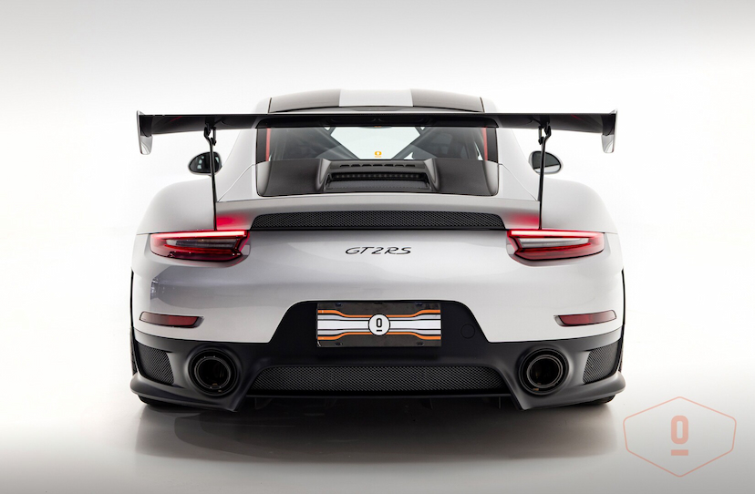 Foto do veículo PORSCHE 911 GT2 RS 2018 15.936 KM 3.900.000,00